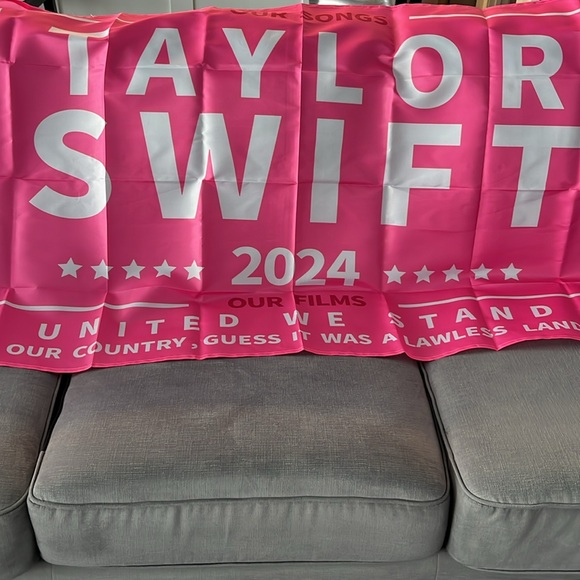 Taylor Swift 2024 - Picture 1 of 6